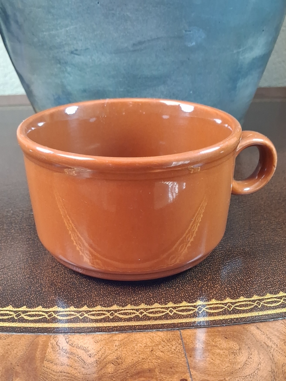 VTG. 70s English Brown Ceramic Soup Mug O- Ring Handle